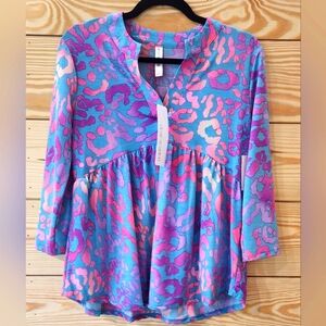 NWT Dear Scarlett 3/4 sleeve teal leopard top